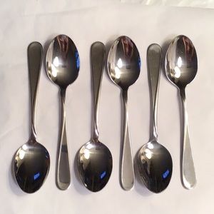 Oneida Stainless 6pc Soup Spoons “ Flight”